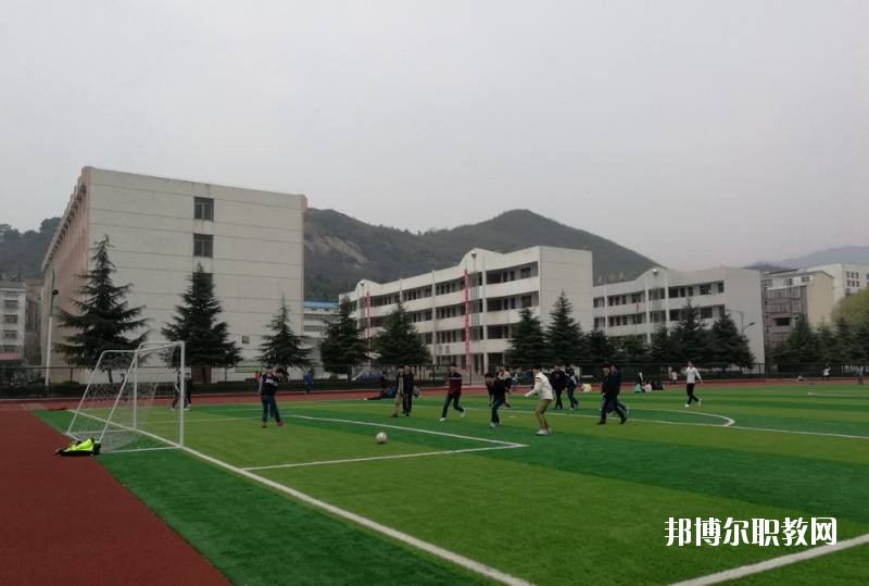新縣職業(yè)高級(jí)中學(xué)2021年報(bào)名條件、招生要求、招生對(duì)象