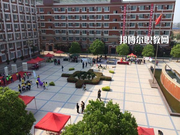 鄭州市財經(jīng)學(xué)校2021年報名條件、招生要求、招生對象