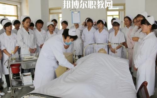 四川2020年比較好的衛(wèi)校大專(zhuān)學(xué)校