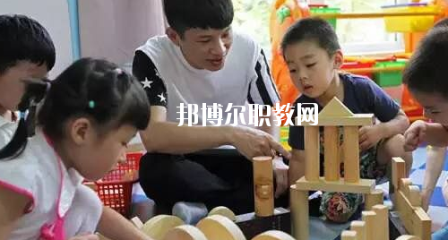 貴州2020年現(xiàn)在讀什么幼師學校好