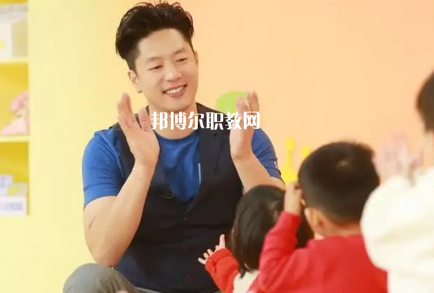 湖北2020年幼師學(xué)校讀出來是什么文憑