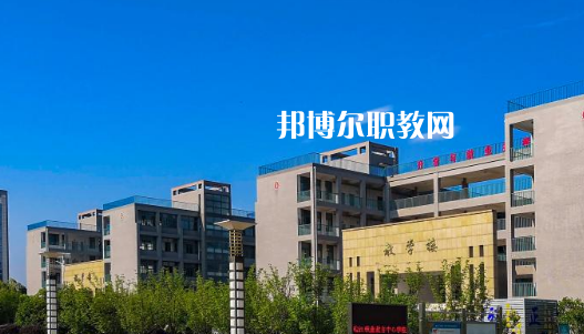 皖江職業(yè)教育中心學(xué)校2020年報(bào)名條件、招生要求、招生對(duì)象