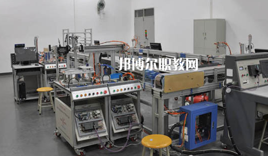 深圳第二高級技工學校2020年報名條件、招生要求、招生對象