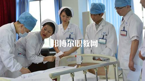 貴陽2020年適合男生的衛(wèi)校