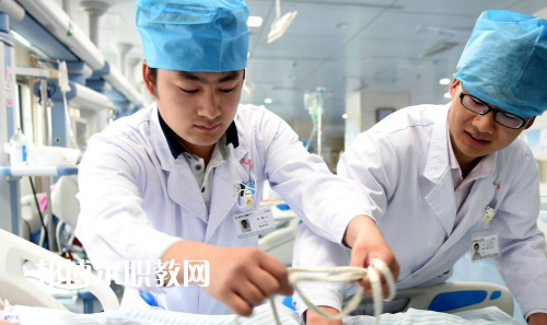 貴陽2020年男生在衛(wèi)校學(xué)什么好