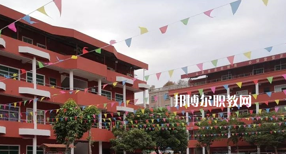東莞鼎文職業(yè)技術(shù)學(xué)校2021年報名條件、招生要求、招生對象