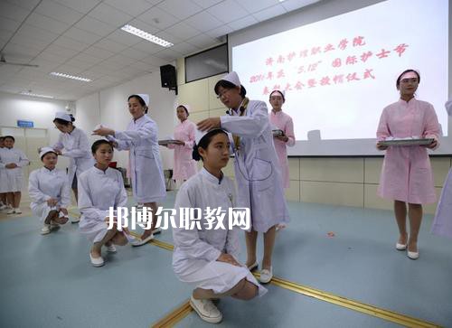四川2021年去讀衛(wèi)校學(xué)什么對(duì)以后好一點(diǎn)