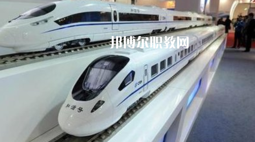 重慶2021年男生上鐵路學校學什么專業(yè)好