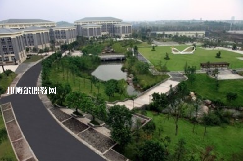 重慶2021年哪個(gè)大專(zhuān)學(xué)校的鐵路學(xué)校好