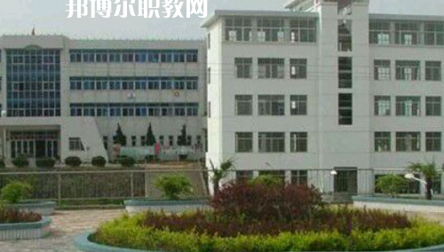 安徽2021年沒有畢業(yè)證可以讀鐵路學校嗎