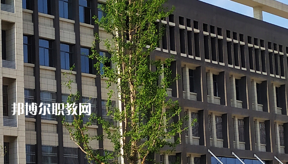 安徽天柱山旅游學(xué)校2021年報名條件、招生要求、招生對象