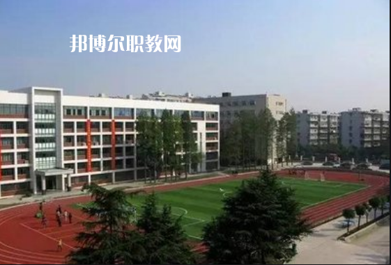重慶2021年初中生能讀什么鐵路學(xué)校