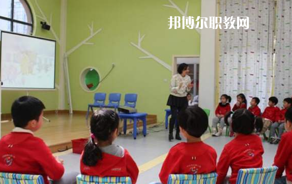 武漢2021年女生學(xué)幼師學(xué)校好找工作嗎