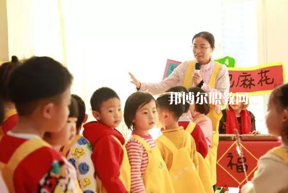 武漢2021年哪個(gè)大專學(xué)校幼師學(xué)校好