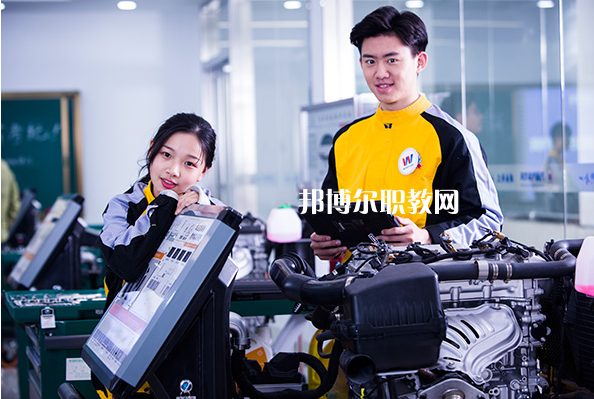 重慶2021年汽修學(xué)校適合女生學(xué)嗎