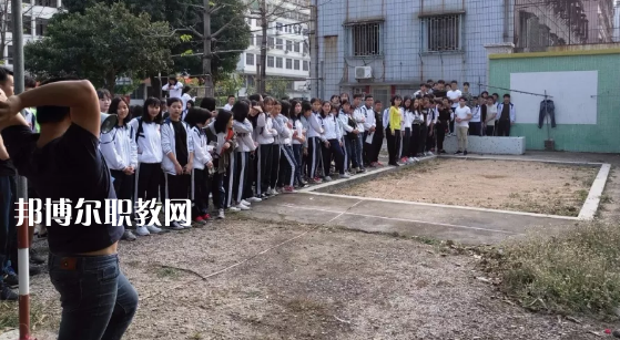 汕頭經(jīng)貿(mào)職業(yè)技術學校2021年學費、收費多少