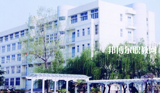 安慶市建筑工程學(xué)校2021年報(bào)名條件、招生要求、招生對(duì)象