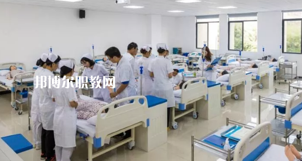 肇慶財(cái)經(jīng)中等職業(yè)學(xué)校2021年報(bào)名條件、招生要求、招生對象