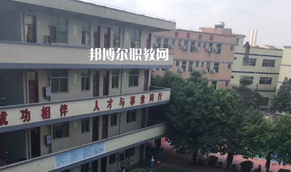 廣東領(lǐng)才技工學(xué)校2021年報(bào)名條件、招生要求、招生對象