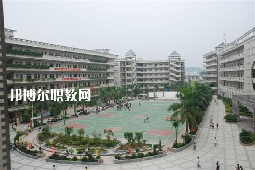 雅安航空工業(yè)聯(lián)合技工學(xué)校2021年報(bào)名條件、招生要求