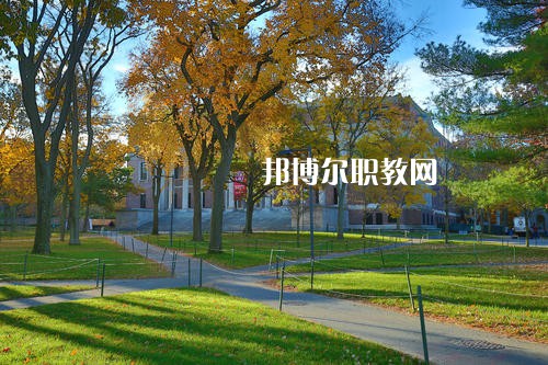 瀘州市工業(yè)技工學校2021年報名條件、招生要求