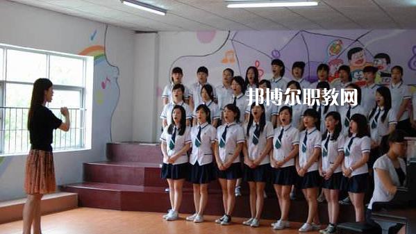 江蘇2021年現(xiàn)在幼師學(xué)校學(xué)什么專(zhuān)業(yè)好