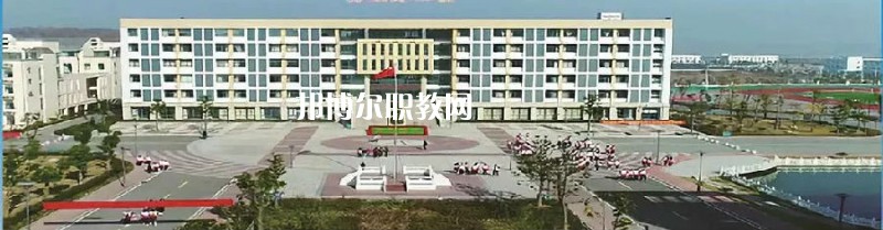 霍山職業(yè)學(xué)校2021年報(bào)名條件、招生要求、招生對(duì)象