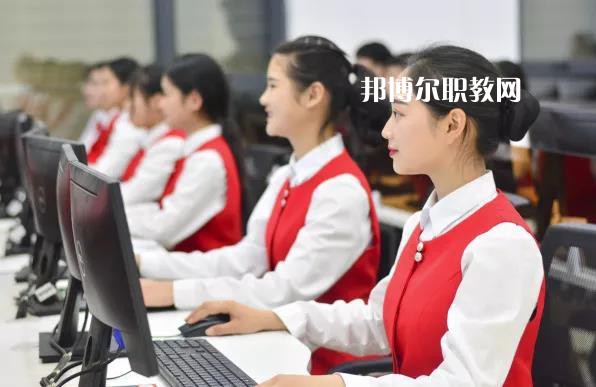 云龍縣民族職業(yè)高級中學(xué)2021年學(xué)費(fèi)、收費(fèi)多少