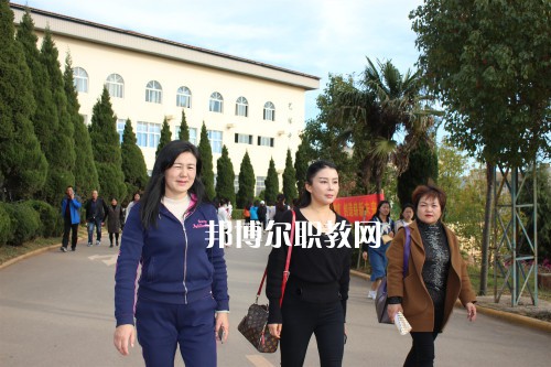 勐?？h職業(yè)高級(jí)中學(xué)網(wǎng)站網(wǎng)址