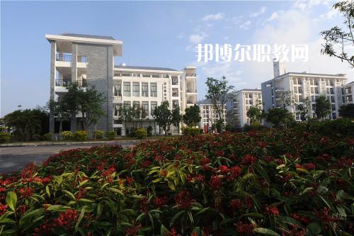 普洱農業(yè)學校2021年報名條件、招生要求、招生對象