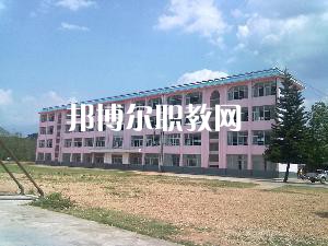 耿馬縣職教中心2021年報名條件、招生要求、招生對象