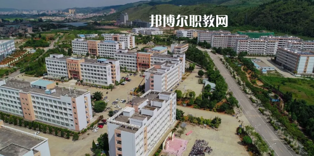 文山農(nóng)業(yè)學(xué)校2021年報名條件、招生要求、招生對象