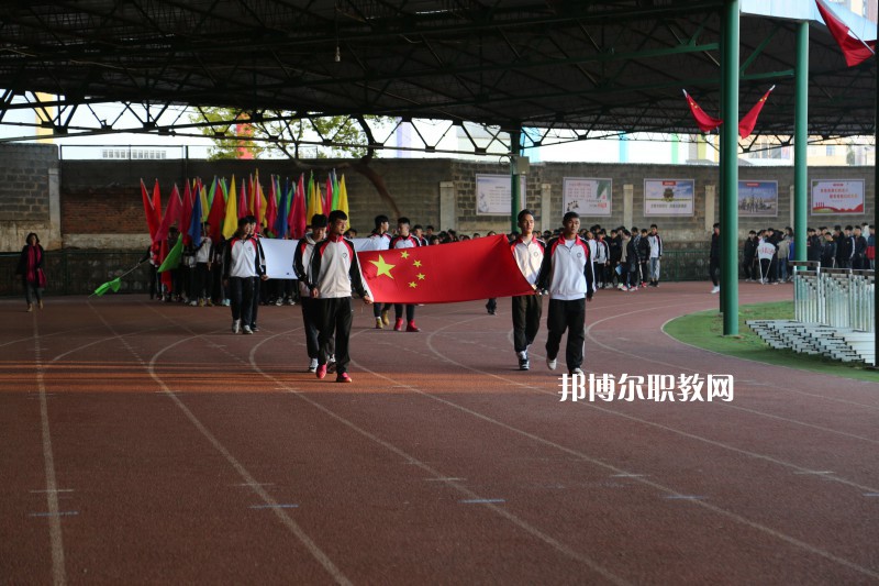 玉溪體育運(yùn)動學(xué)校2021年報名條件、招生要求、招生對象