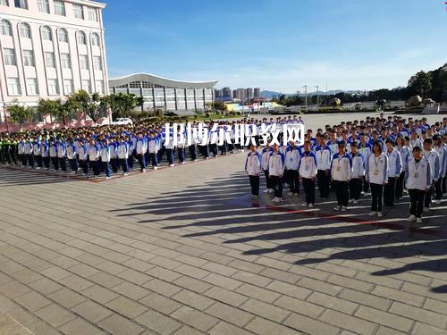 玉溪工業(yè)財貿(mào)學校2021年報名條件、招生要求、招生對象