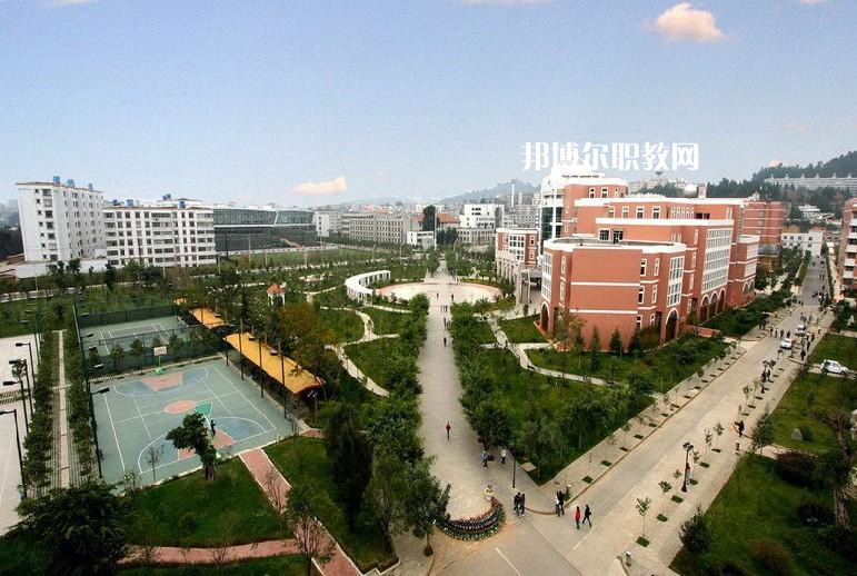 云南財經(jīng)學(xué)校2021年報名條件、招生要求、招生對象