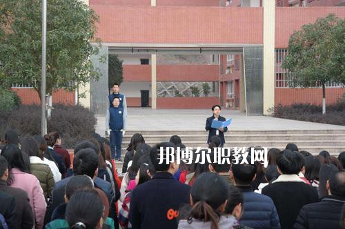 達(dá)縣亭子職業(yè)高級(jí)中學(xué)怎么樣、好不好