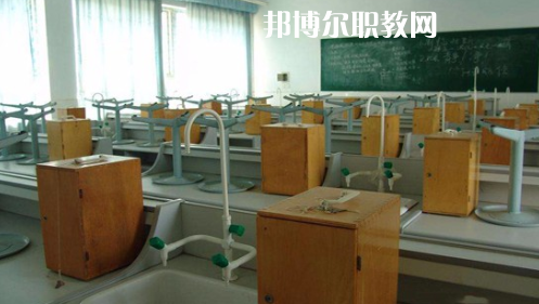 臨泉縣靖波信息技術(shù)學(xué)校2021年報(bào)名條件、招生要求、招生對象 