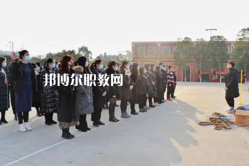 四川五月花技師學(xué)院2021年學(xué)費(fèi)、收費(fèi)多少