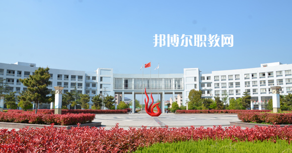 江蘇省宿遷中等專業(yè)學(xué)校2022年學(xué)費(fèi)、收費(fèi)多少