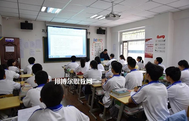蘭州慈愛實驗藝術(shù)職業(yè)學校2022年招生錄取分數(shù)線
