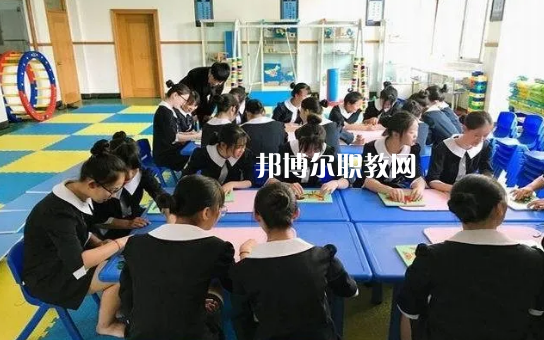 榆中縣職業(yè)教育中心2022年報名條件、招生要求、招生對象