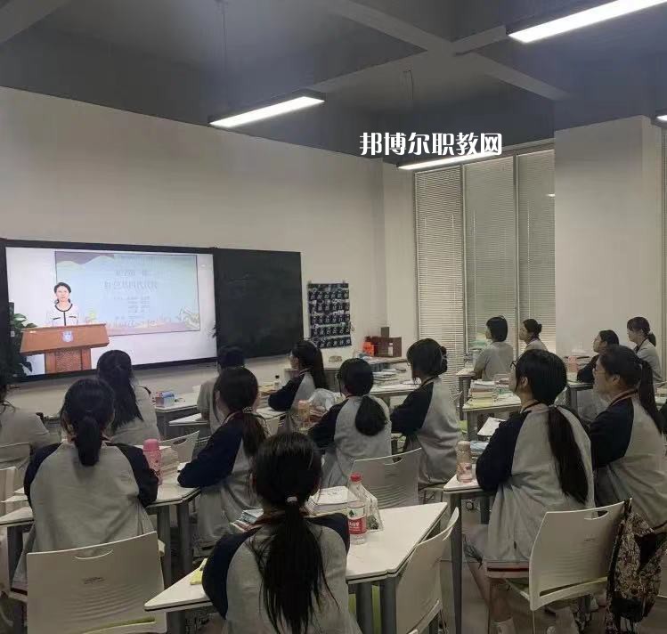 江蘇南京技師學(xué)院2022年報(bào)名條件、招生要求、招生對(duì)象