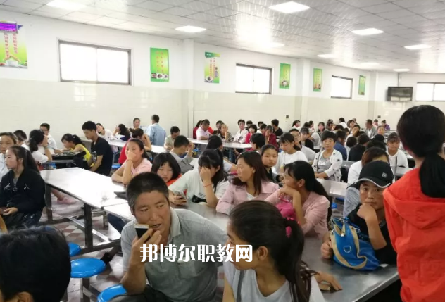 甘谷職業(yè)中等專業(yè)學(xué)校2022年報(bào)名條件、招生要求、招生對(duì)象 