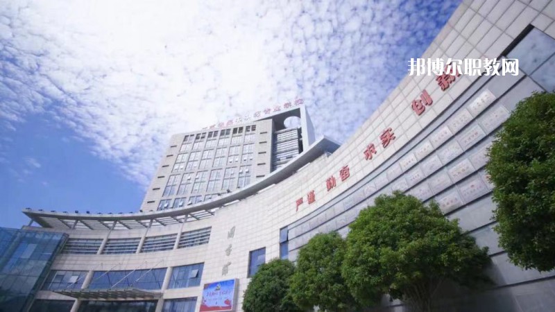 江蘇省吳中中等專業(yè)學(xué)校2022年報(bào)名條件、招生要求、招生對(duì)象