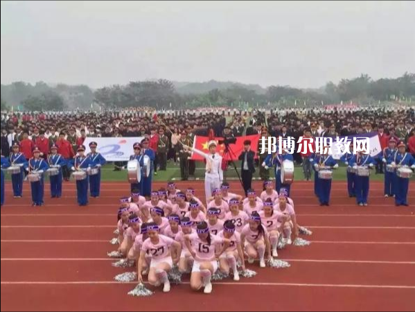 長安汽車(集團)有限責任公司技工學校2022年學費、收費多少
