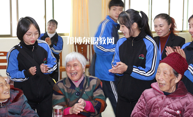銅仁碧江中等職業(yè)學校2022年報名條件、招生要求、招生對象