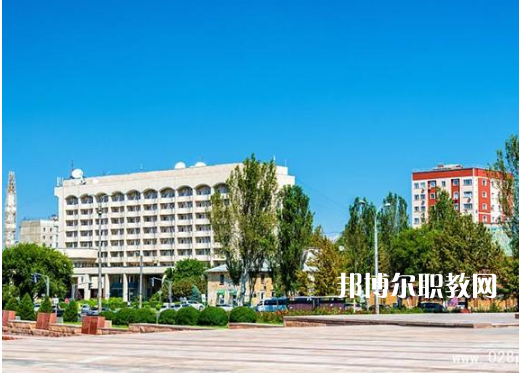 閬中旅游學(xué)校2022年報(bào)名條件、招生要求、招生對(duì)象