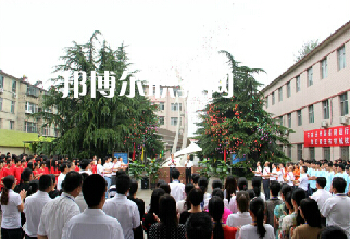 石家莊機(jī)械技工學(xué)校2022年報(bào)名條件、招生要求、招生對(duì)象