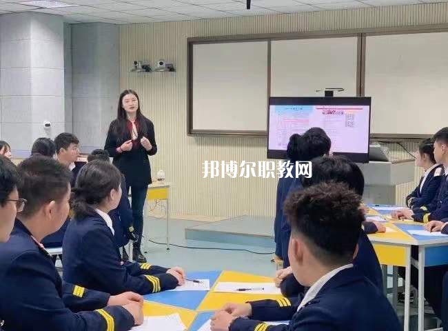 江蘇省大港中等專業(yè)學(xué)校2022年學(xué)費(fèi)、收費(fèi)多少