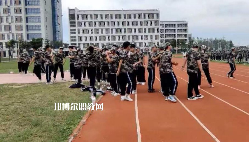 淮安工業(yè)中等專業(yè)學(xué)校2022年報名條件、招生要求、招生對象